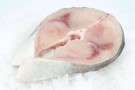 little or no bones in a slice of swordfish