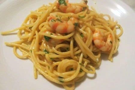 pasta with gamberi -shrimp or prawn spaghetti italian style